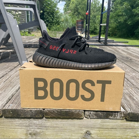 adidas Yeezy Boost 350 V2